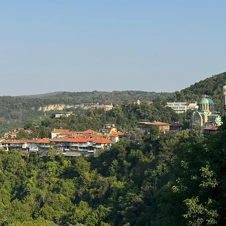 Tsarevets View Apartament *